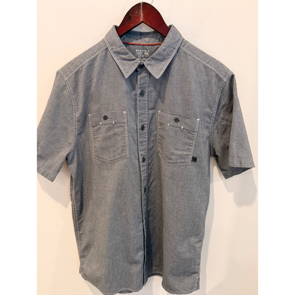 Mountain Hardwear Mens Gray Short Sleeve Button Up Shirt OM5804 Size M NWOT